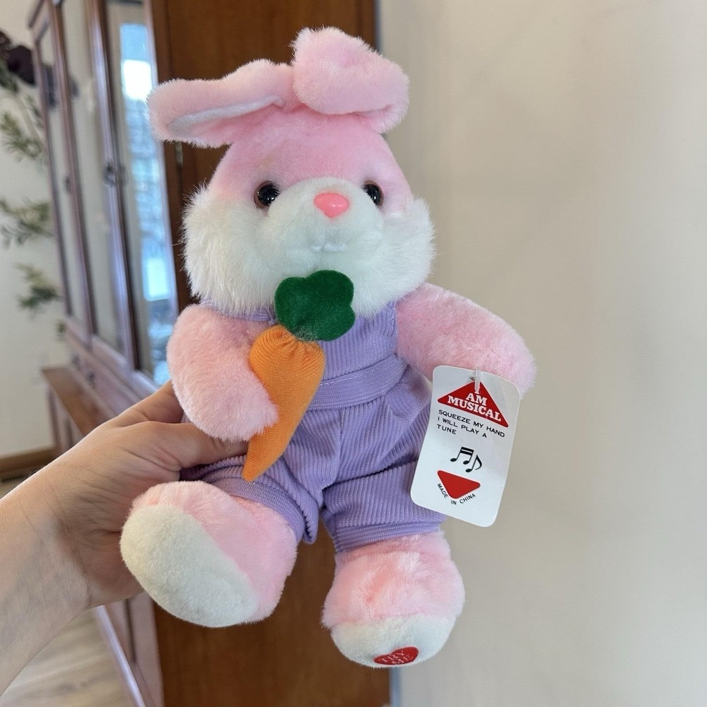 VTG NEW 90's Plush Pink Easter Bunny Carrot Musical Animated Singing 3 Songs